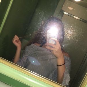 Meet your Posher, Alyssa brianne